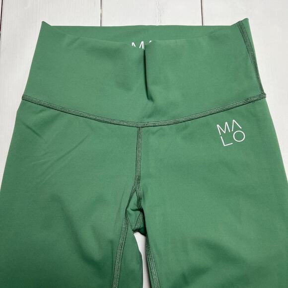 NWT MALO Republic On the Run 7/8 Tights SIZE M Sagebrush Green Yoga Pants NEW - Picture 8 of 14